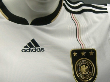 Das DFB Home Trikot WM 2010 mit Nr.13 Ballack