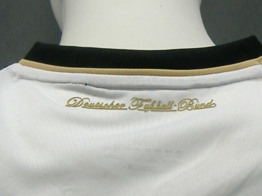 Das DFB Home Trikot WM 2010 mit Nr.13 Ballack